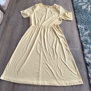 Blair Soft Yellow Midi Dress